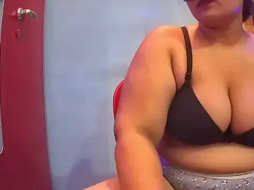 Best Webcam with MAYA100 - Stripchat