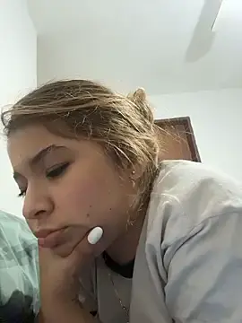 Watch Live Sex Cams with baddieasiantv - Stripchat