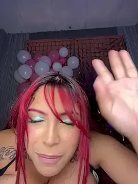 Live Porn with GiaRedd - Stripchat