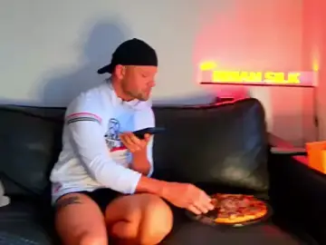 Private Sex Chat with BRIANSILK77 - Stripchat
