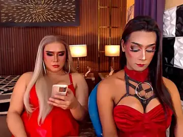 Nude Webcam with SeductiveAshleyTS - Stripchat