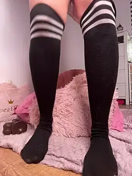 Best live sex cam show with maddisonblush - Stripchat
