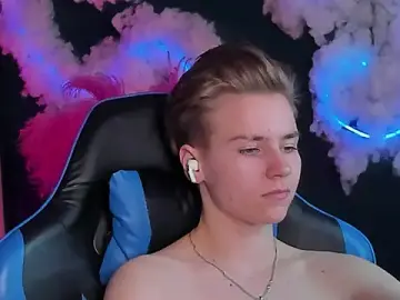 Nude Webcam with Jean_Wilsons - Stripchat