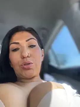 Sex Chat with LittleMissEeve - Stripchat