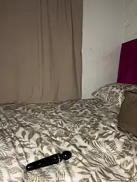 Live Sex Cam with QUEEN_NOBUHLE_FEMDOM_777 - Stripchat