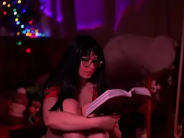 Free Porn Cam with SweetyKitty18 - Stripchat