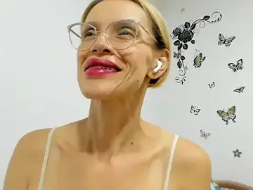 Live Sex with jennifersmit1 - Stripchat