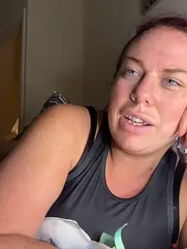 Watch Live Sex Cams with redxxxvixen - Stripchat