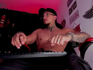 Adult Video Chat with the_beast_master_ - Stripchat