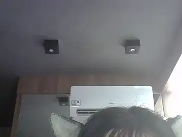 Free Porn Cam with SkinnyKitten - Stripchat