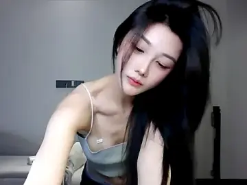 Best live sex cam show with MedeLineayr - Stripchat