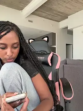 Sex Chat with Your_Paris - Stripchat