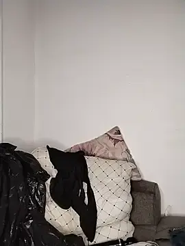 Nude Webcam with CuteBootyBae - Stripchat