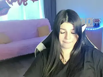 Nude Webcam with KisaModel - Stripchat