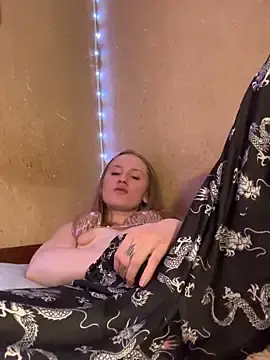 Live Sex with saint_cat25 - Stripchat