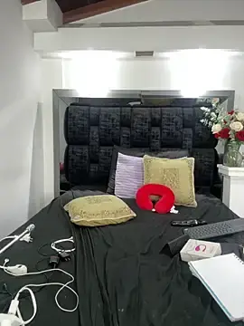 Free Porn Cam with Arianna_Jones1 - Stripchat