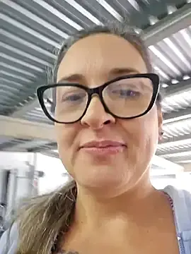 Live Sex Cam with BellaFortuneGaucha - Stripchat