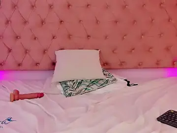Best live sex cam show with XiaraMontiel - Stripchat