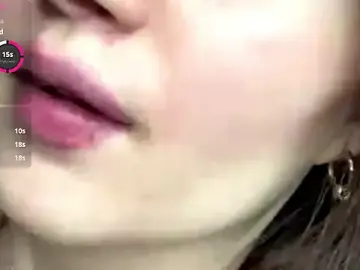 Sex Cam with JanellHousen - Stripchat