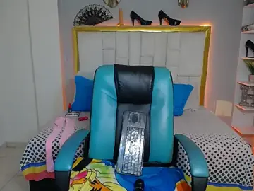 Best live sex cam show with red_moon_2 - Stripchat