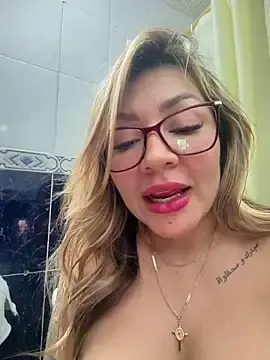 Private Sex Chat with DIANITA_1988 - Stripchat