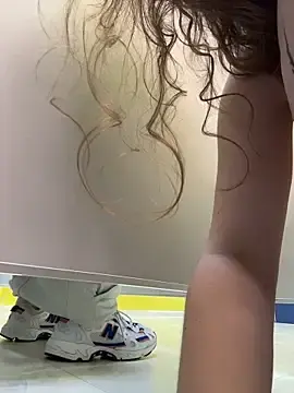 Watch Live Sex Cams with RussianWoman - Stripchat