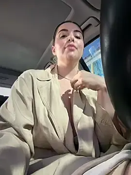 Best live sex cam show with Alirawrz - Stripchat
