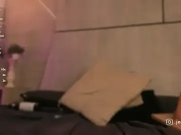 Free Live Porn with jenaa_ - Stripchat