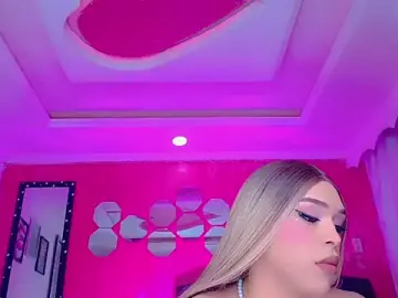 Best Webcam with TiffanyMackensyy - Stripchat