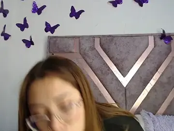 Nude Webcam with Anny-Fox - Stripchat