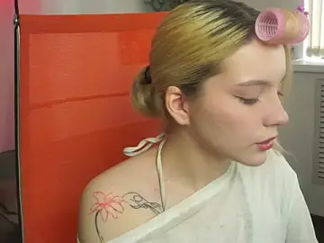 Watch Live Sex Cams with AuroraWrenfield - Stripchat