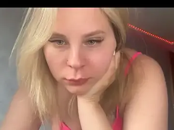 Adult Video Chat with Thalia__Star - Stripchat