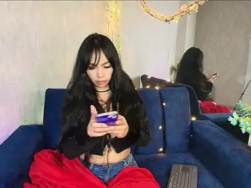 Nude Webcam with ValerySilva - Stripchat