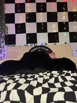 Best Webcam with RinaErota - Stripchat