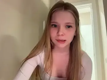 Watch Live Sex Cams with CandysRose - Stripchat