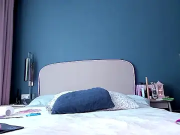 Nude Webcam with LizaLoveness - Stripchat