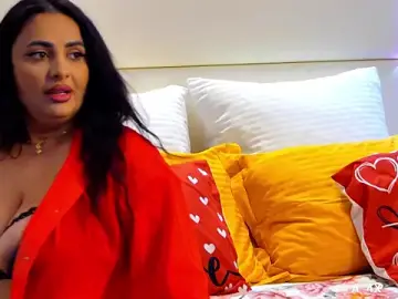 Best live sex cam show with MayaMusee - Stripchat