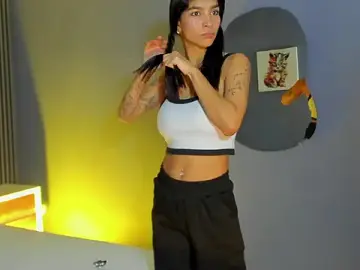 Best live sex cam show with LauraAristizabal - Stripchat