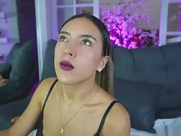 Free Porn Cam with foxy_zoe - Stripchat