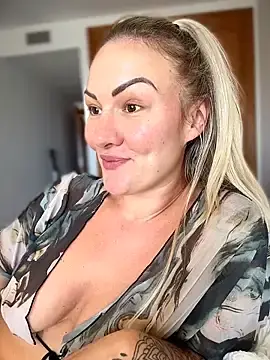 Nude Webcam with NastyMilf_ - Stripchat