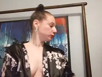 Watch Live Sex Cams with Audrey_Kira - Stripchat