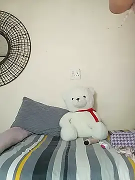 Adult Webcam with peachyxoxo22e - Stripchat