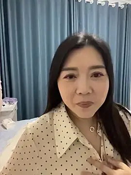 Live Porn with xiaojuan520 - Stripchat