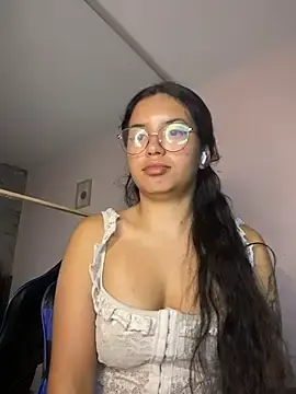 Live Porn with Rosita_forever_ - Stripchat
