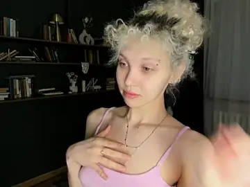 Sex Chat with ErinBissonnette - Stripchat