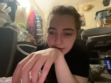 Live Porn with Snowbunnycake_131 - Stripchat