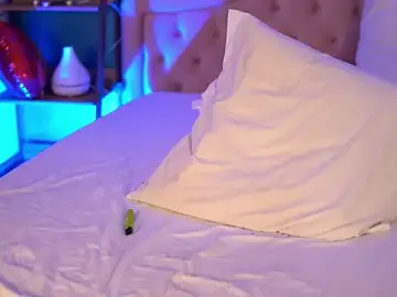 Live Sex with Bella_Jonnes - Stripchat