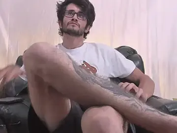 Sex Cam with Loggan_donnelly - Stripchat