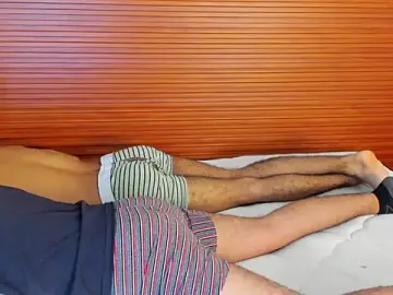 Adult Webcam with peakk_twiinns - Stripchat