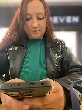 Sex Chat with Scarlet_auraa - Stripchat